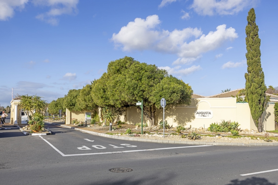 To Let 2 Bedroom Property for Rent in Sunningdale Western Cape